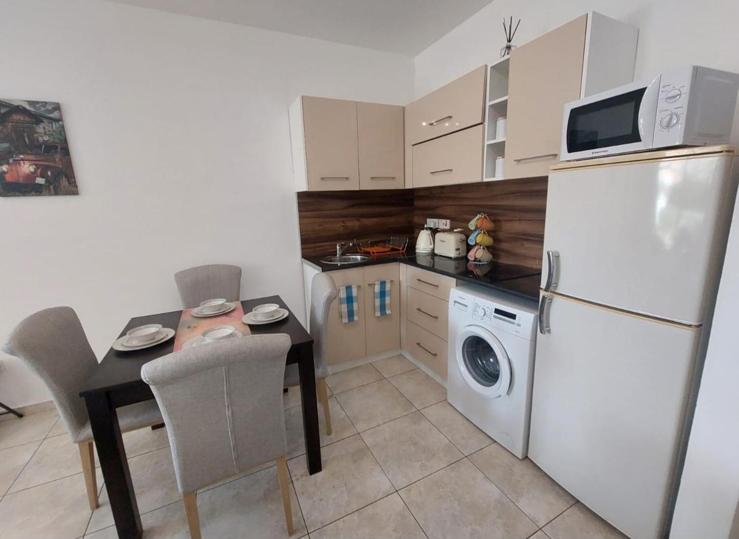 Joanne'S Cosy 1 Bdrm Apt Pafos Exterior foto